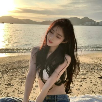 黑暗中的两个人